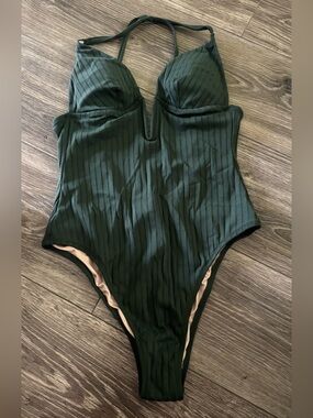 NWT Shade & Shore Dark Green Ribbed One-Piece Swimsuit